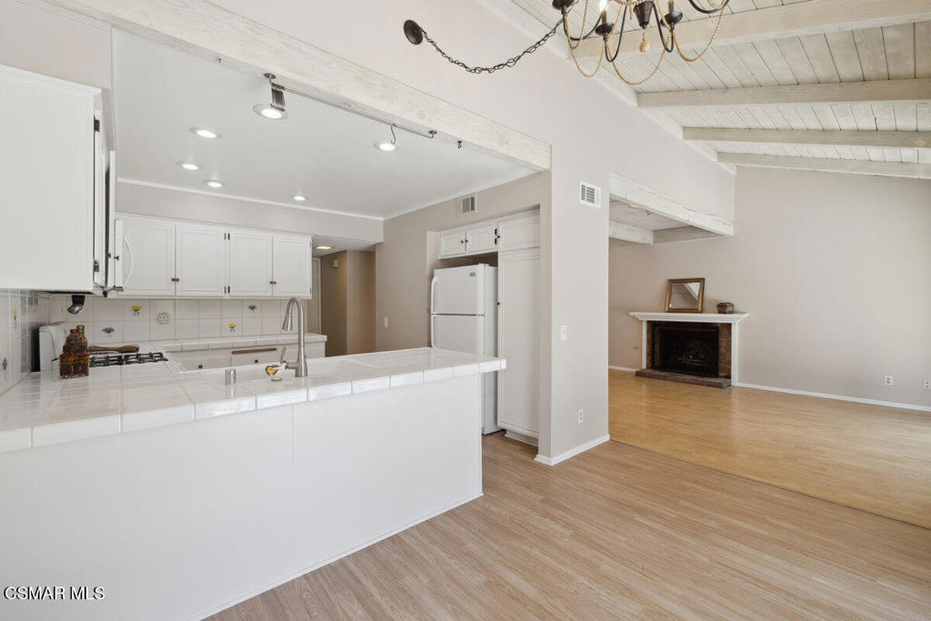 Northwood Townhomes I-516 - 1005282 - Residential Lease