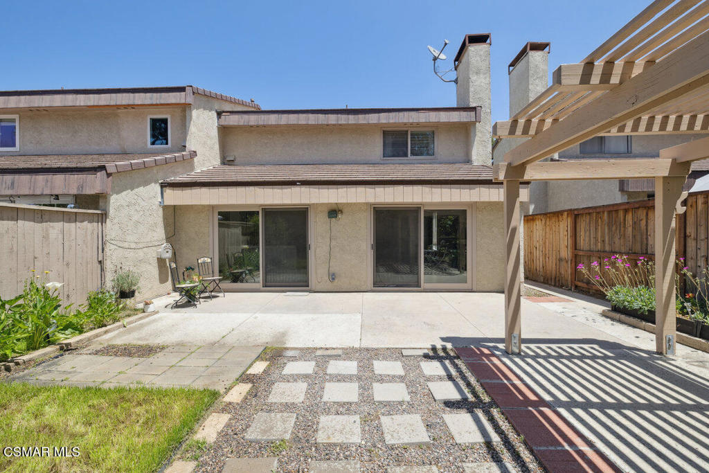 Northwood Townhomes I-516 - 1005282 - Residential Lease