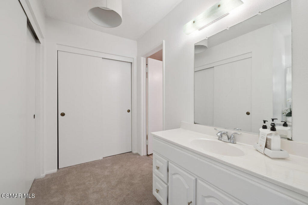 Northwood Townhomes I-516 - 1005282 - Residential Lease