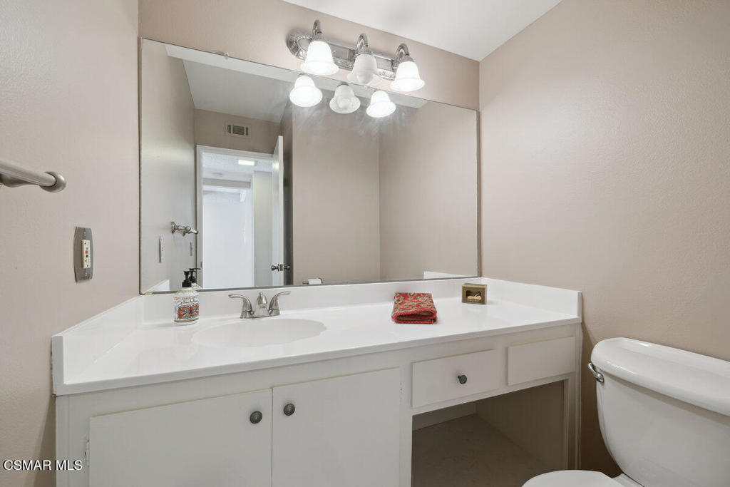 Northwood Townhomes I-516 - 1005282 - Residential Lease