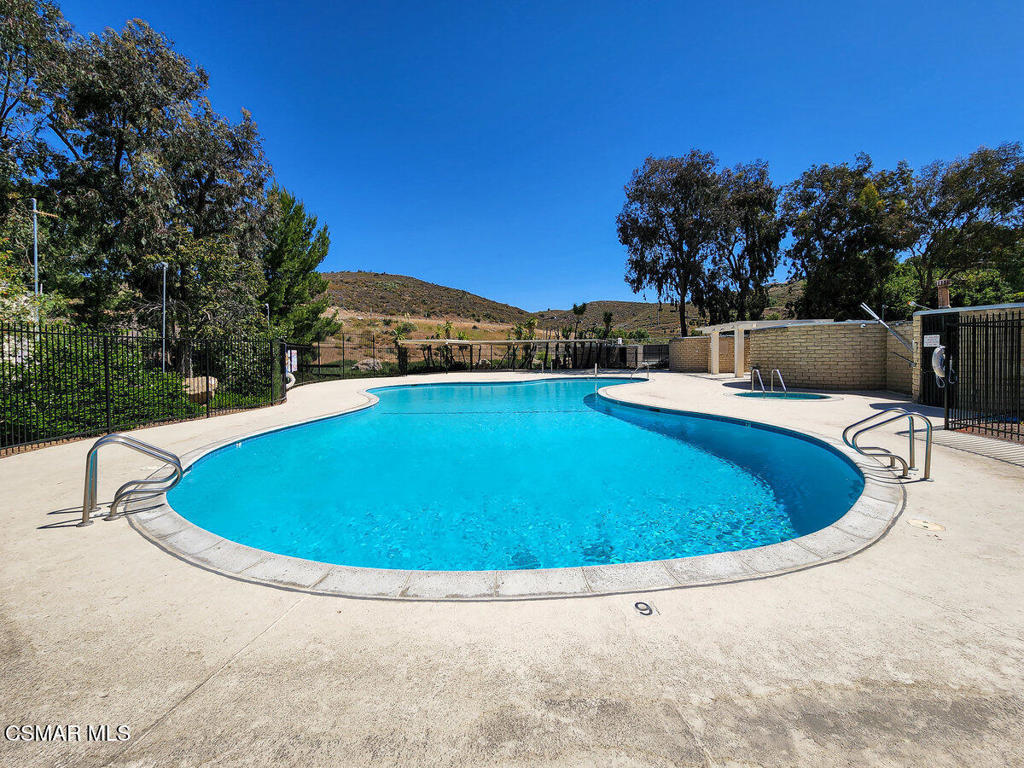 Northwood Townhomes I-516 - 1005282 - Residential Lease