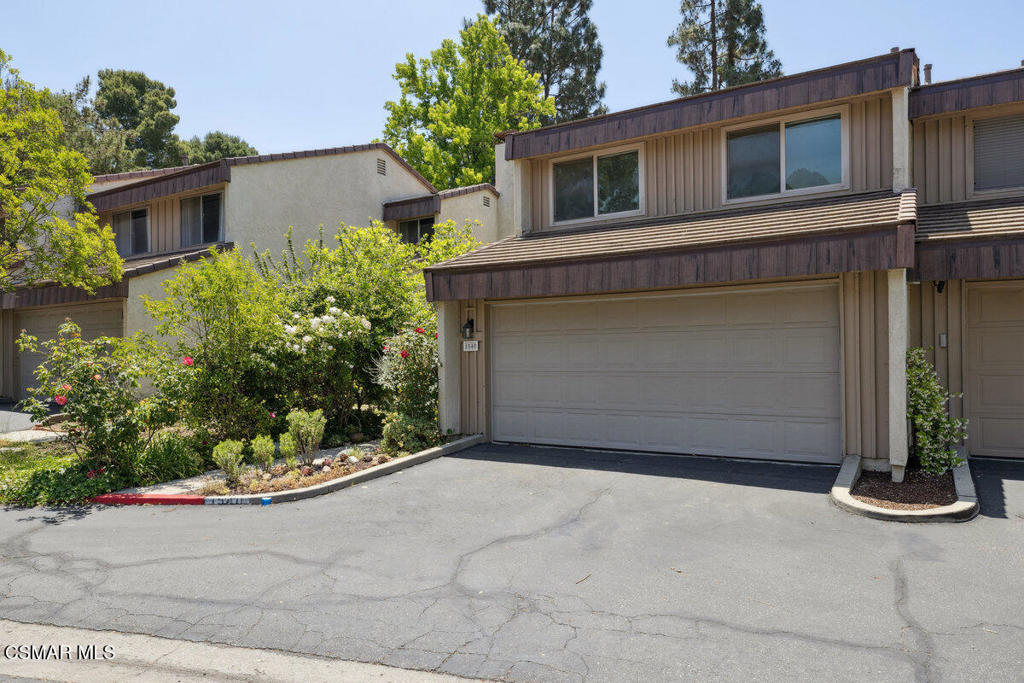 Northwood Townhomes I-516 - 1005282 - Residential Lease