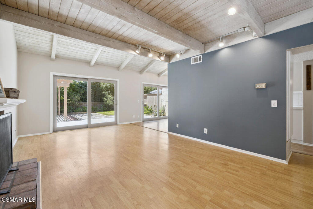 Northwood Townhomes I-516 - 1005282 - Residential Lease