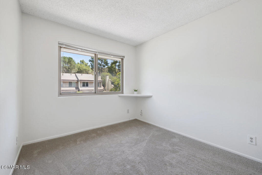 Northwood Townhomes I-516 - 1005282 - Residential Lease