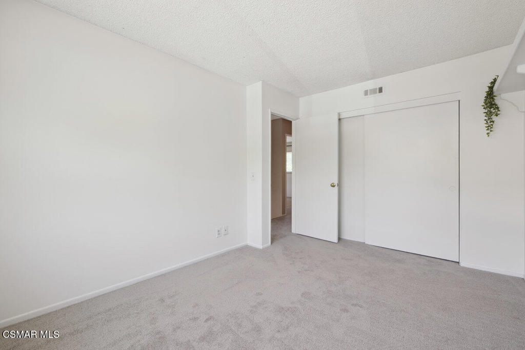 Northwood Townhomes I-516 - 1005282 - Residential Lease