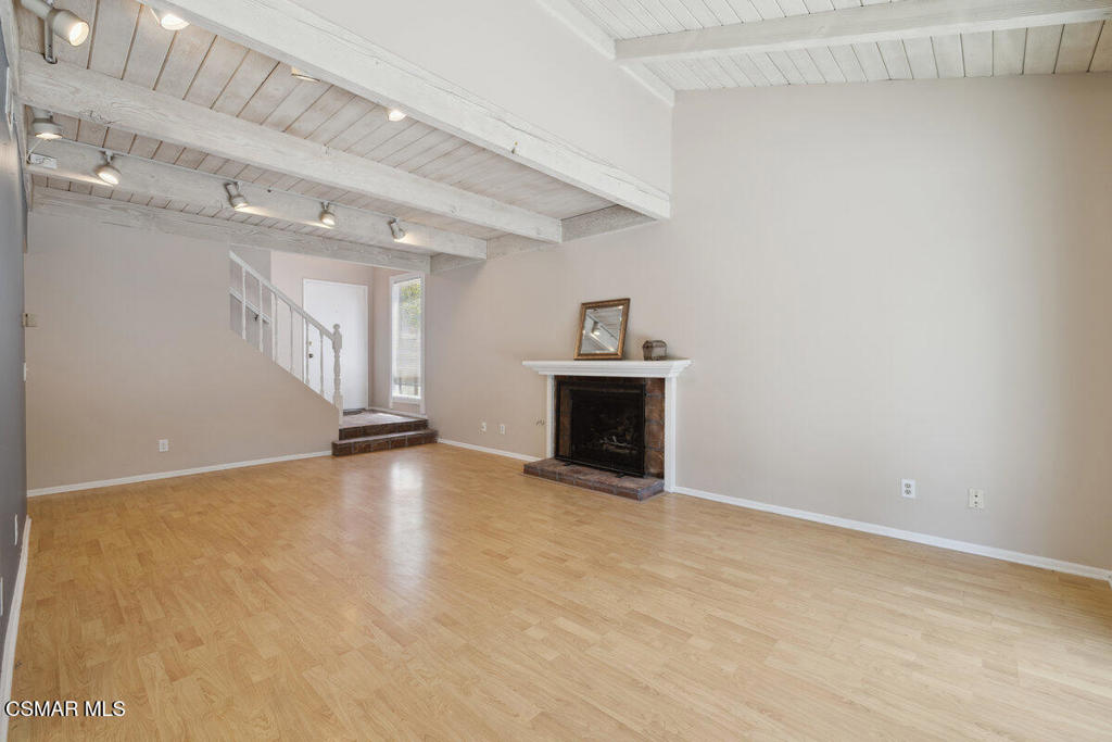 Northwood Townhomes I-516 - 1005282 - Residential Lease