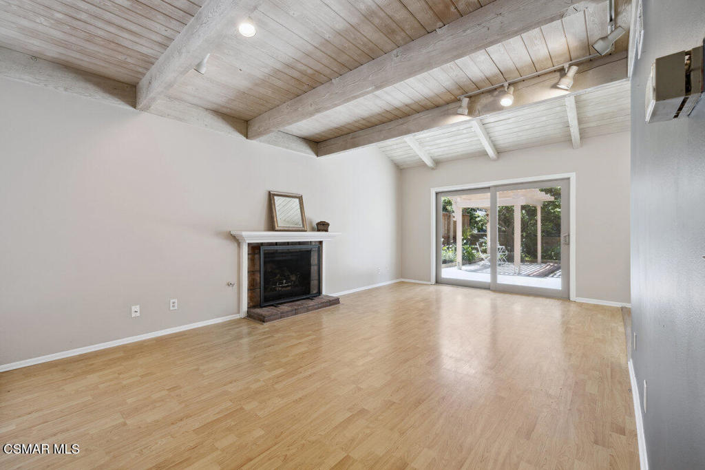 Northwood Townhomes I-516 - 1005282 - Residential Lease