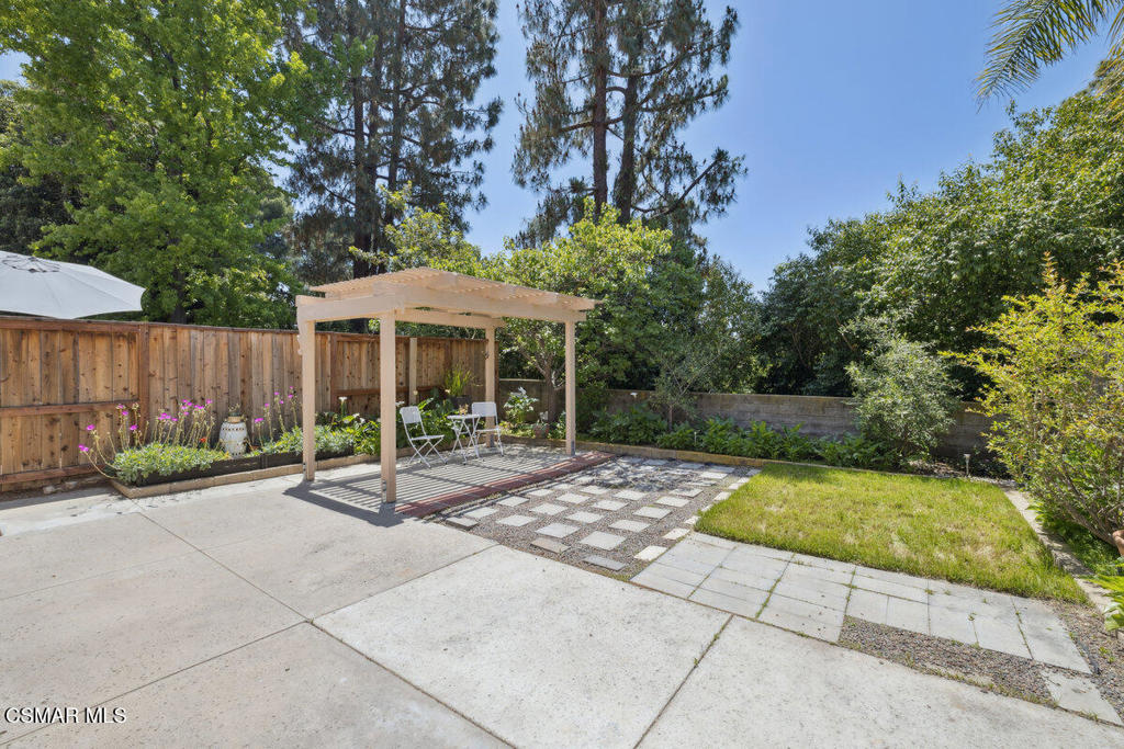 Northwood Townhomes I-516 - 1005282 - Residential Lease