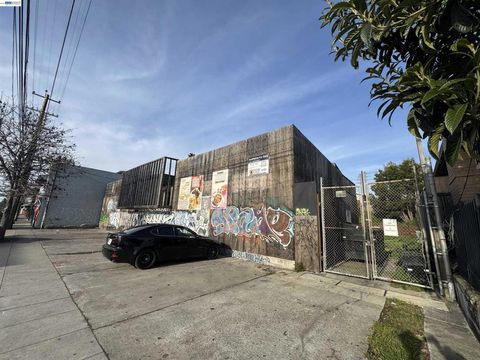 Photo of 4010 Foothill Blvd, Oakland, CA 94601 (MLS # 41134319)