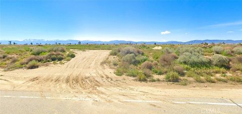 Photo of 0 Vac/Ave L(drt)/33 Rd Ste, Palmdale, CA 93550 (MLS # ND25241732)