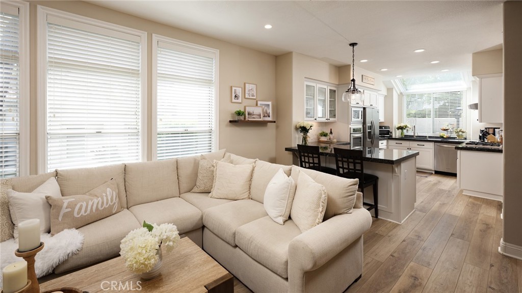 Rancho Santa Margarita, California, 92688, United States, 3 Bedrooms Bedrooms, ,3 BathroomsBathrooms,Residential,Active,2037122