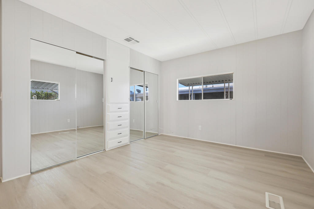 Royal Palms - Manufactured In Park