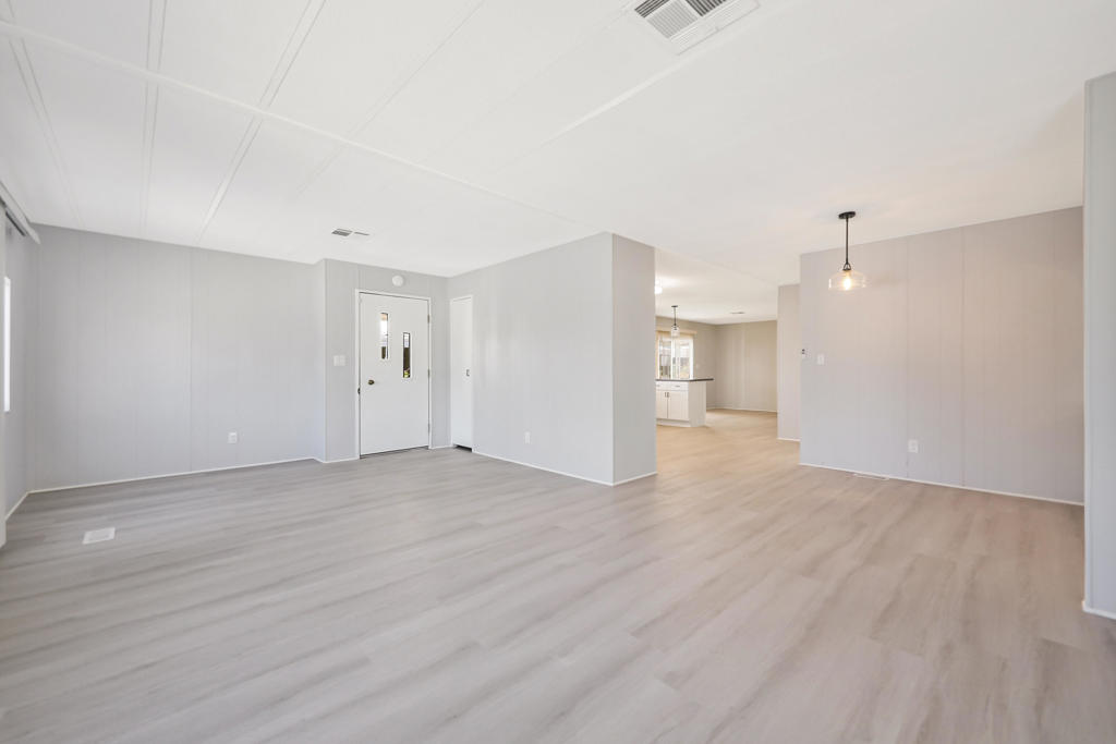 Royal Palms - Manufactured In Park