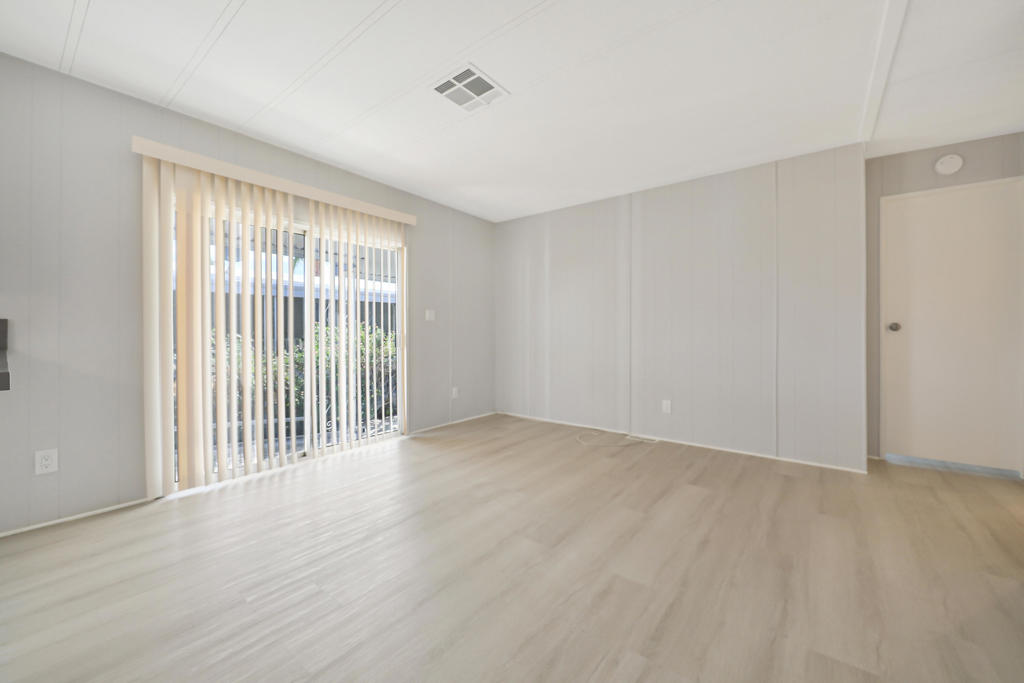 Royal Palms - Manufactured In Park