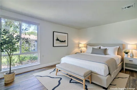 MLS: OC26067529
