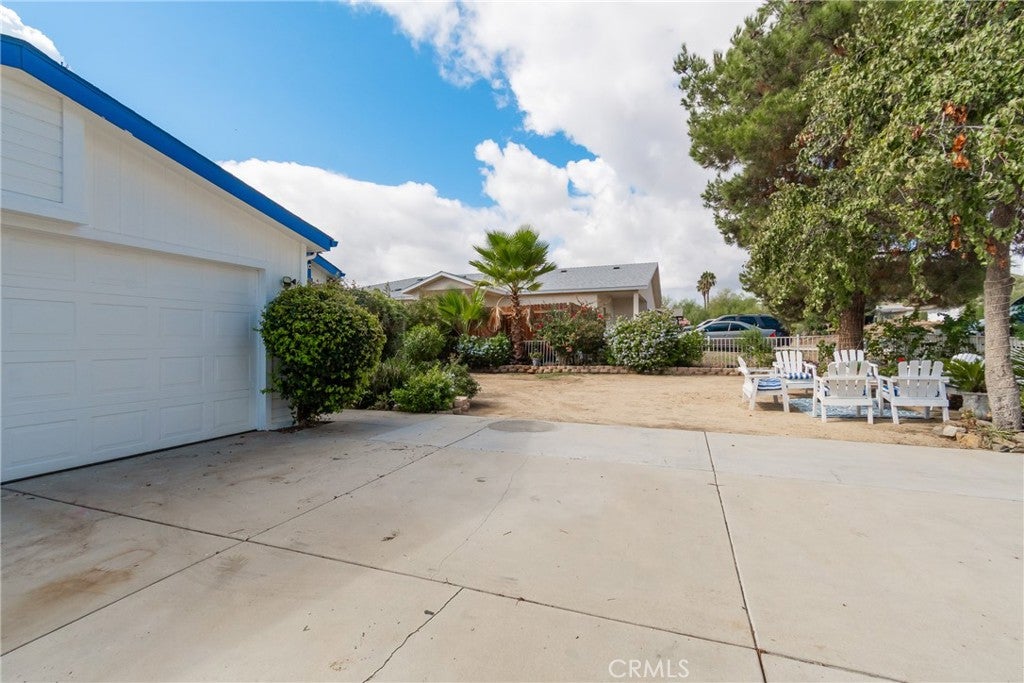 23781 Casa Bonita Ave
