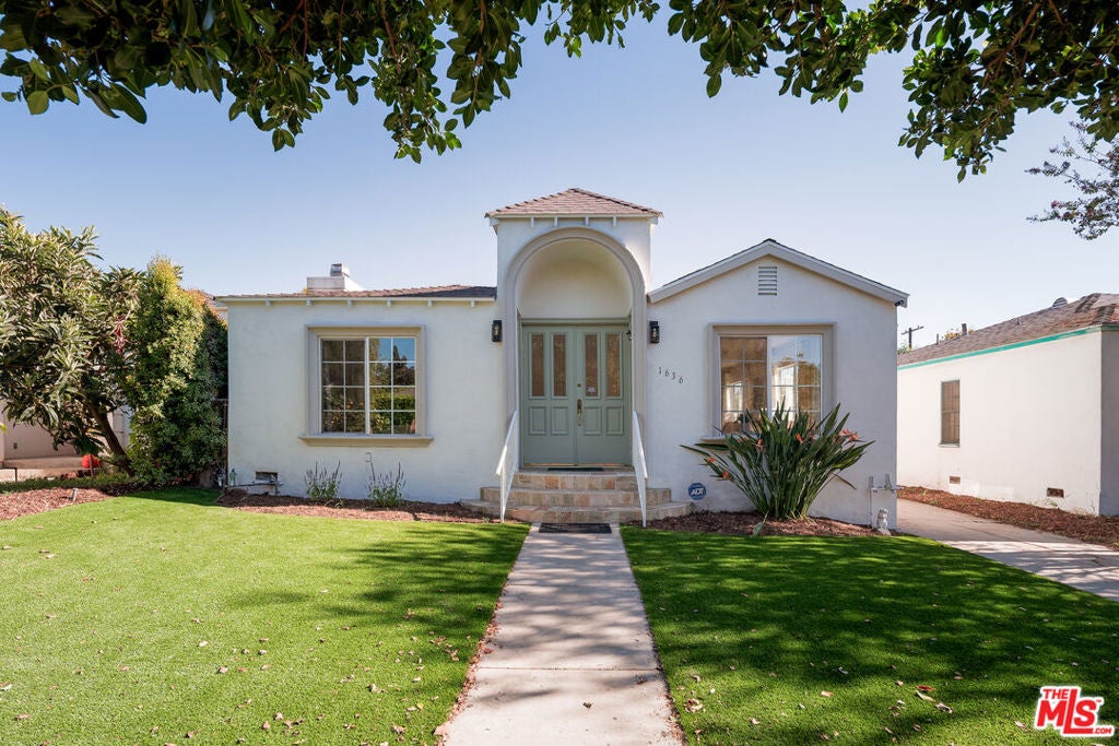 Photo of 1636 Wellesley Avenue, Los Angeles, CA 90025 (MLS # 26998041)