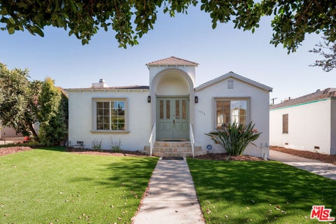 Photo of 1636 Wellesley Avenue, Los Angeles, CA 90025 (MLS # 26998041)