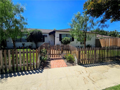 Photo of 4001 W Verdugo Avenue, Burbank, CA 91505 (MLS # SR26181870)