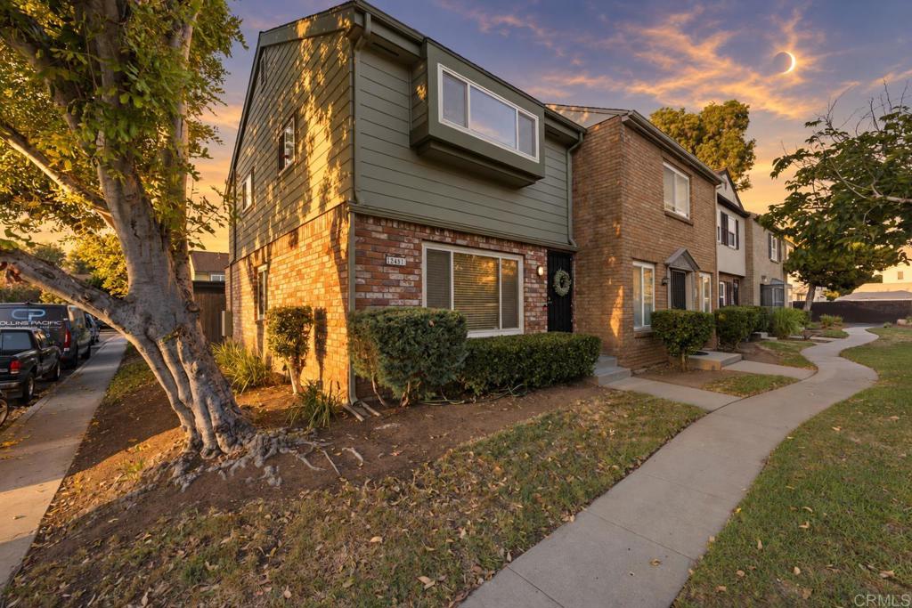 1248 Denver Lane E, El Cajon CA 92021
