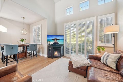 Photo of 4 Woodcrest Lane #326, Aliso Viejo, CA 92656 (MLS # OC26136664)