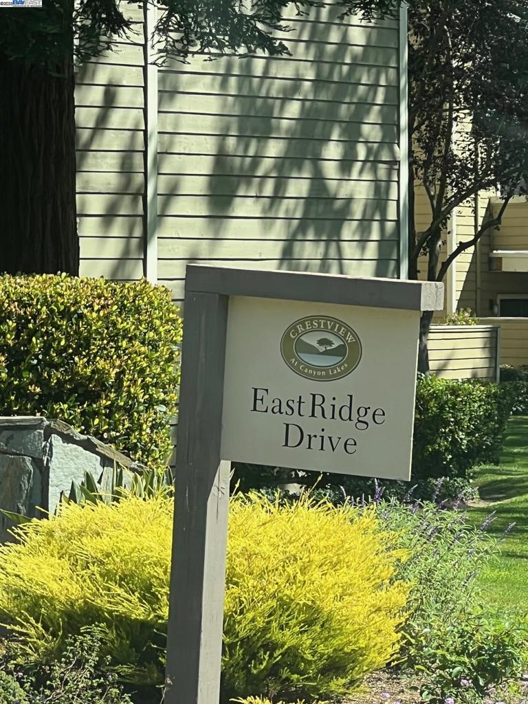 CRESTVIEW - Residential