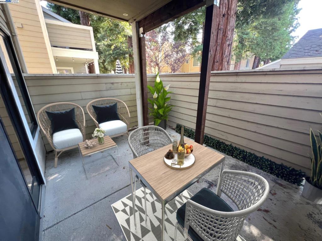 CRESTVIEW - Residential