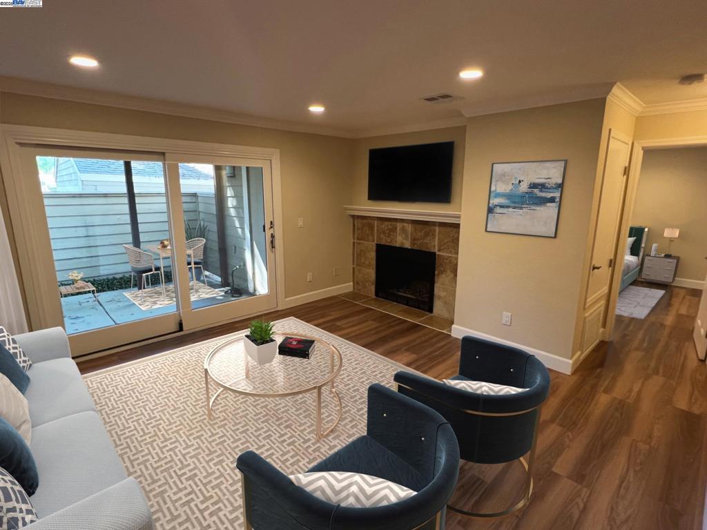 CRESTVIEW - Residential