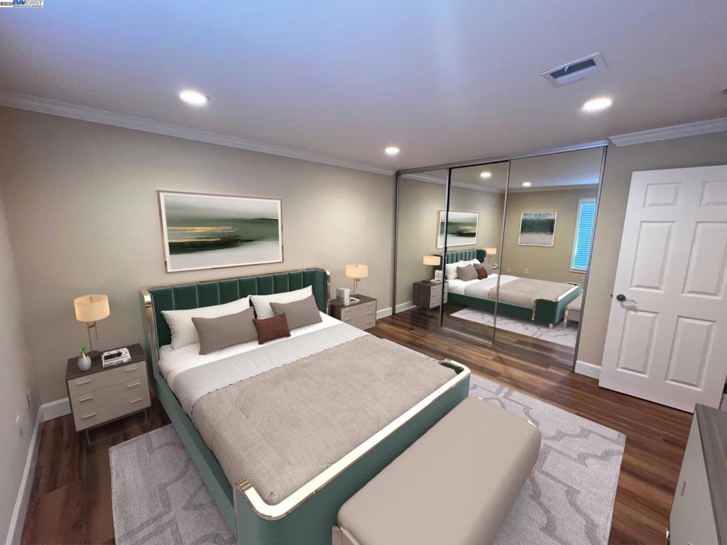 CRESTVIEW - Residential