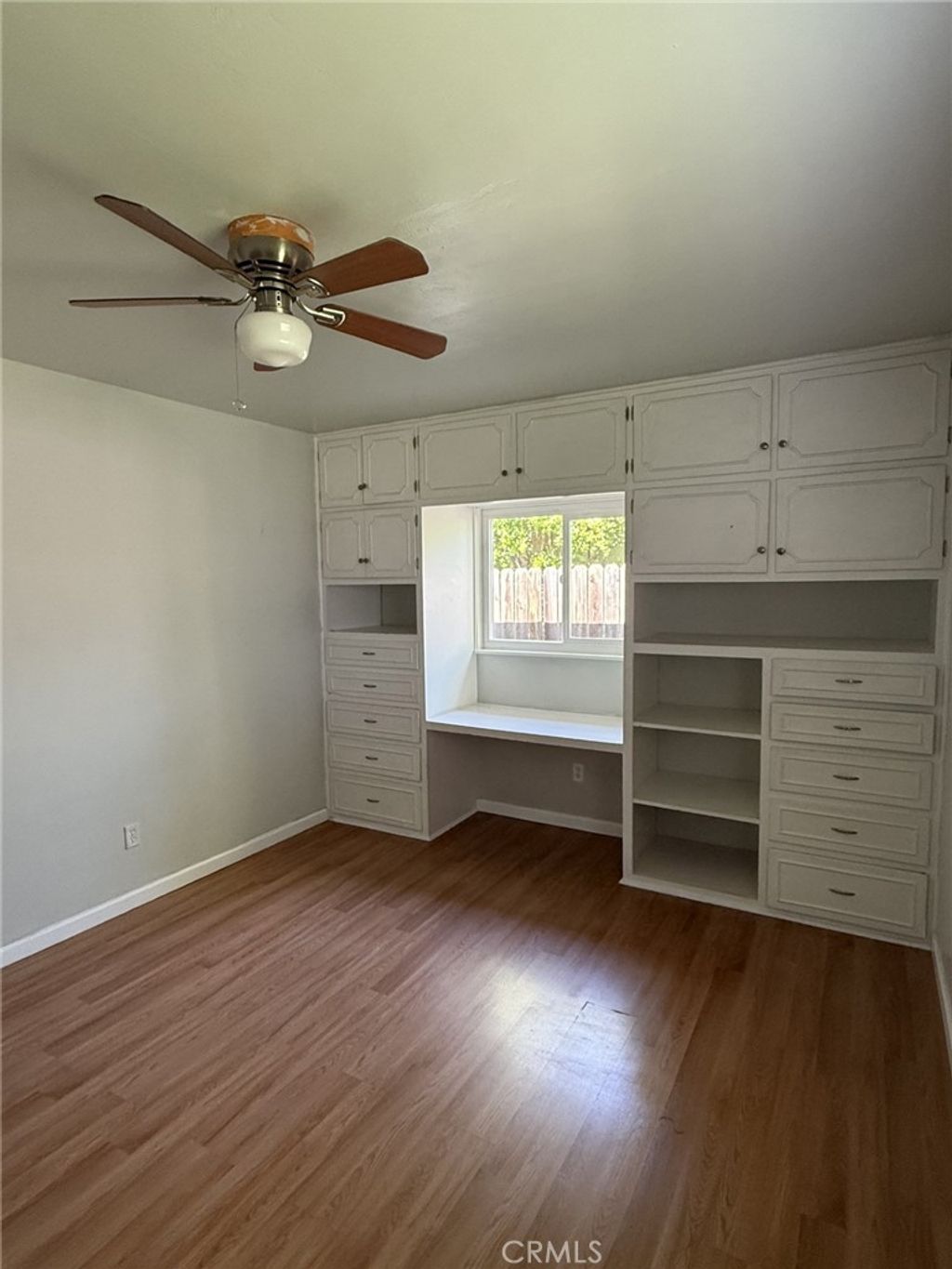 Photo of 319 Elm St, Shafter, CA 93263 (MLS # SR26056731)