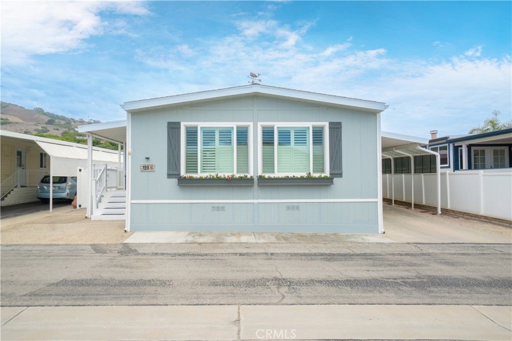 2275 W 25th 199