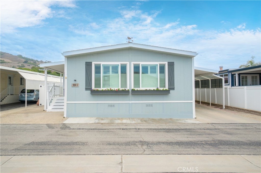 2275 W 25th 199