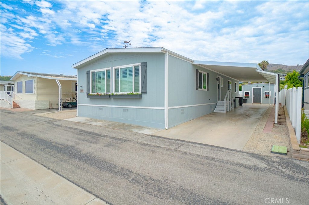 2275 W 25th 199