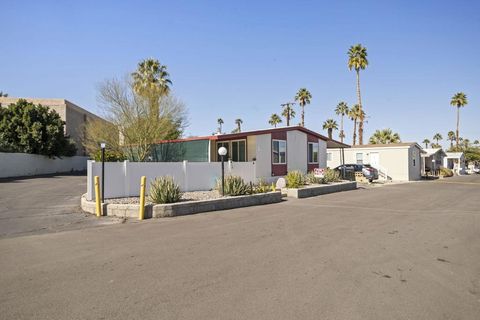 Photo of 1 Washington Drive, Cathedral City, CA 92234 (MLS # 219142669DA)