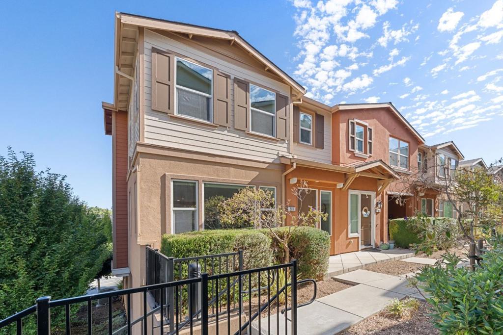 501 Tierney Place