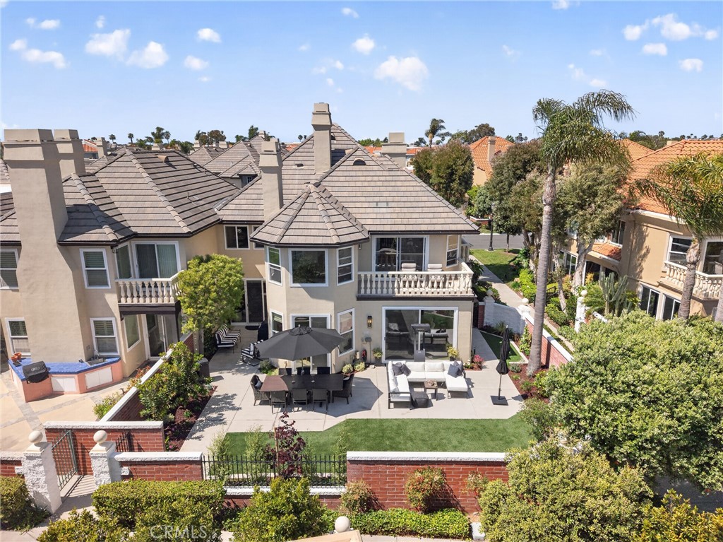 6102 Greenbrier Drive