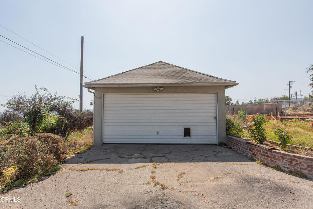 952 Beverly Way