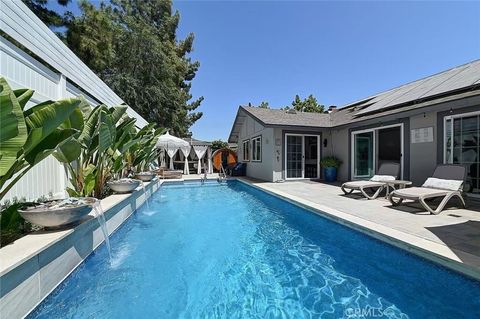 22361 Torino Laguna Hills CA 92653