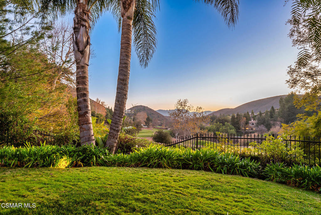 1032 Lakeview Canyon Road