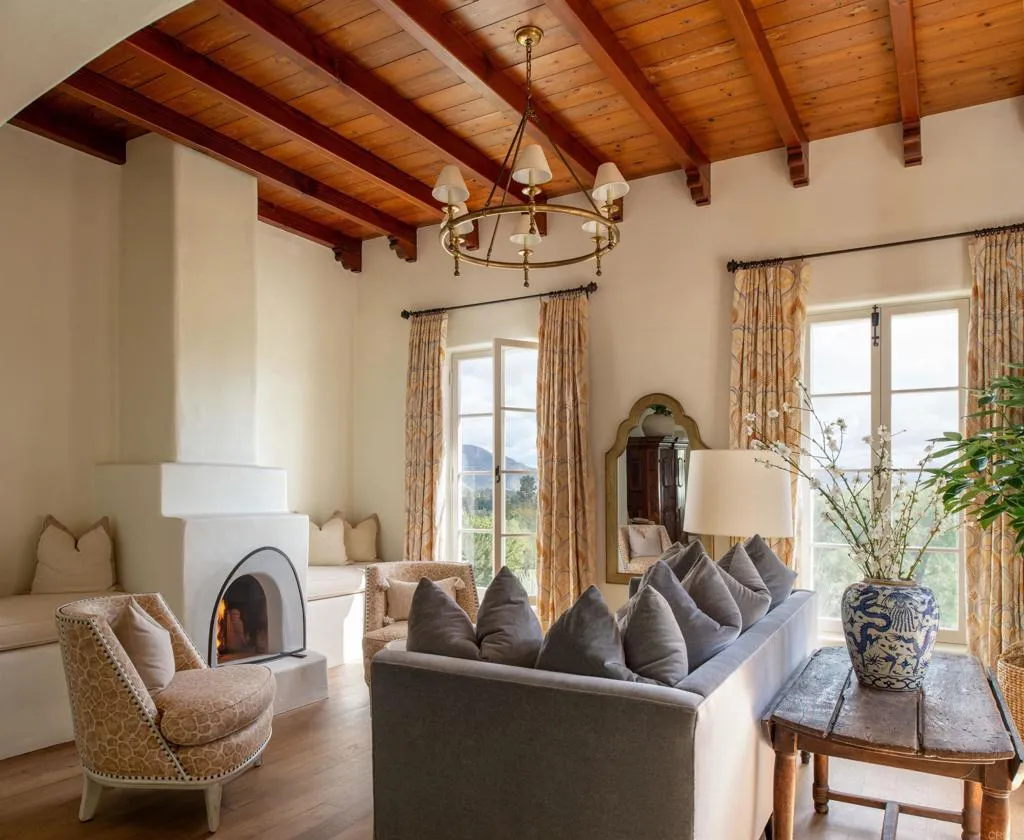 Rancho Santa Fe, California 92067, United States, 6 Bedrooms Bedrooms, ,8 BathroomsBathrooms,Residential,Active,157053