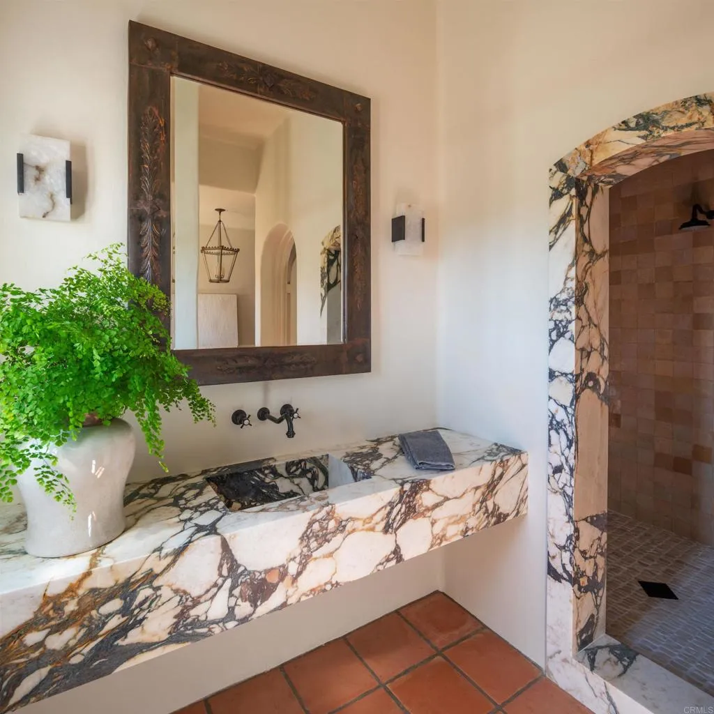 Rancho Santa Fe, California 92067, United States, 6 Bedrooms Bedrooms, ,8 BathroomsBathrooms,Residential,Active,157053