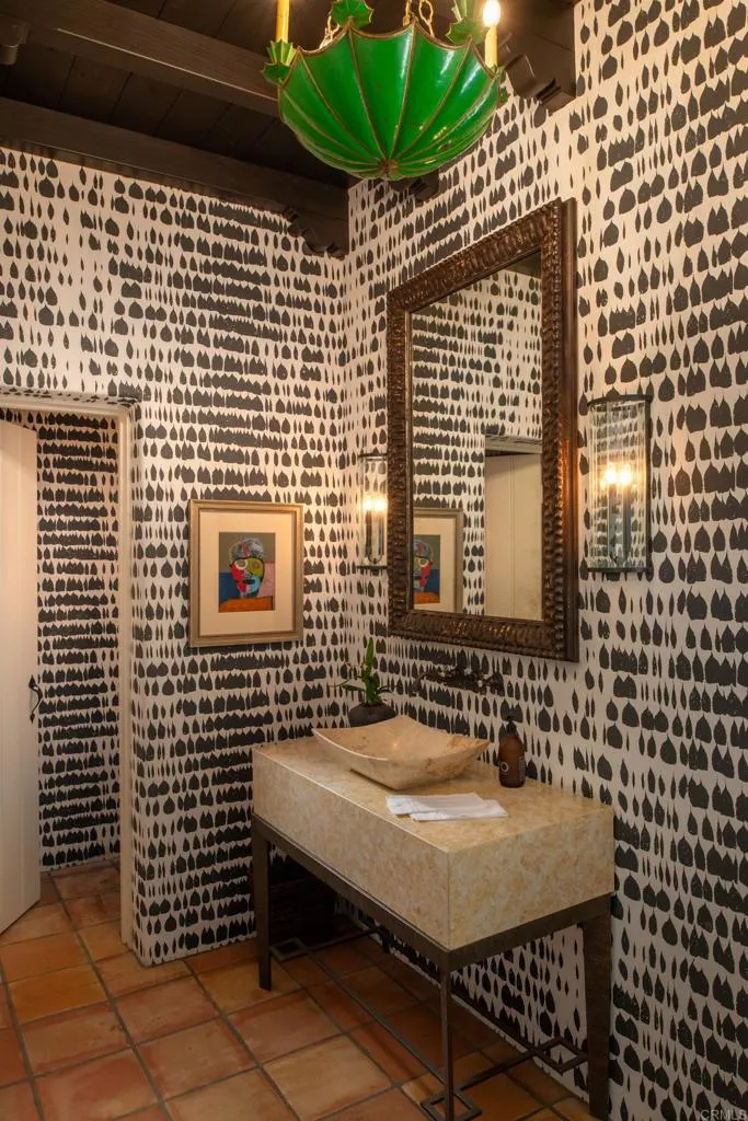 Rancho Santa Fe, California 92067, United States, 6 Bedrooms Bedrooms, ,8 BathroomsBathrooms,Residential,Active,157053