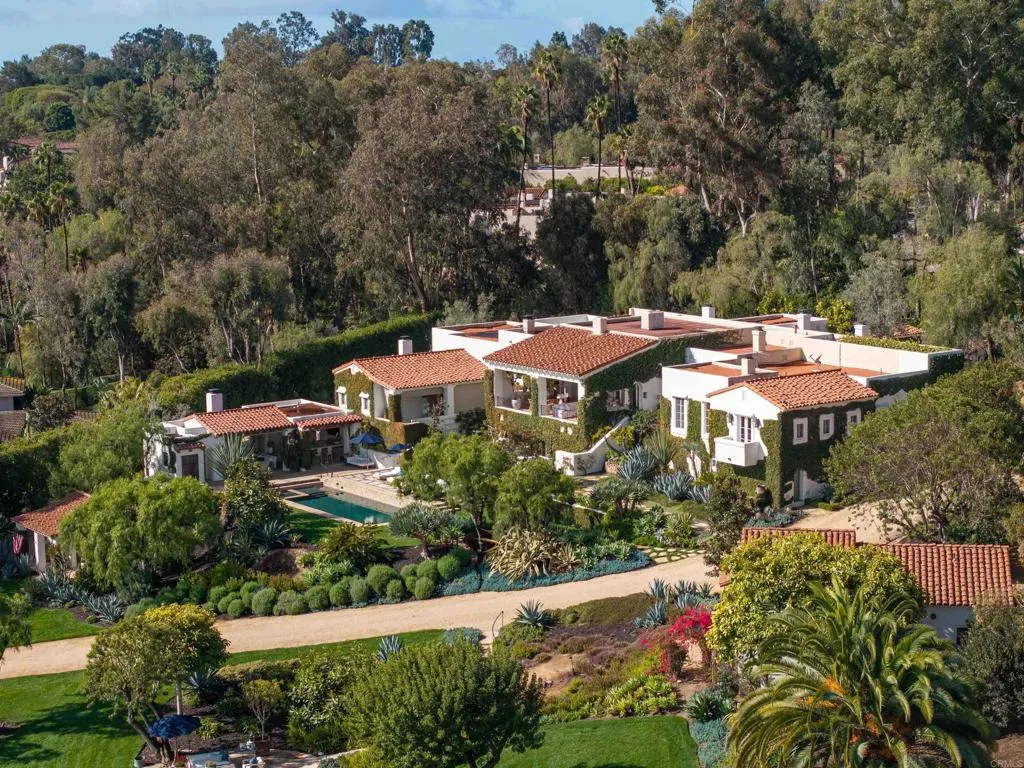 Rancho Santa Fe, California 92067, United States, 6 Bedrooms Bedrooms, ,8 BathroomsBathrooms,Residential,Active,157053