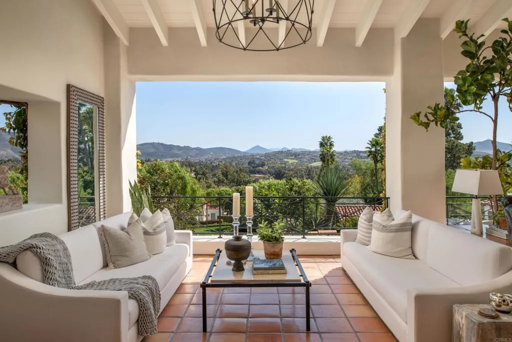 Rancho Santa Fe, California 92067, United States, 6 Bedrooms Bedrooms, ,8 BathroomsBathrooms,Residential,Active,157053