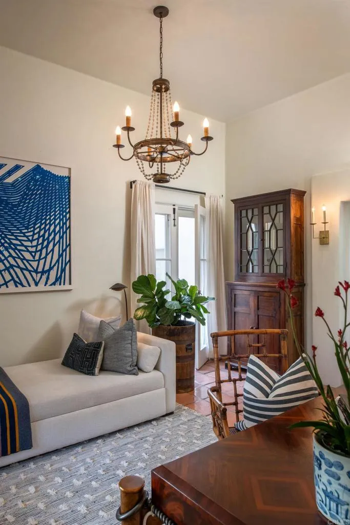 Rancho Santa Fe, California 92067, United States, 6 Bedrooms Bedrooms, ,8 BathroomsBathrooms,Residential,Active,157053