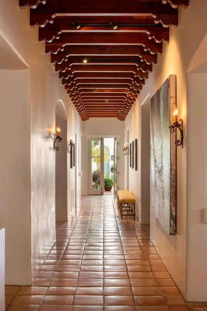 Rancho Santa Fe, California 92067, United States, 6 Bedrooms Bedrooms, ,8 BathroomsBathrooms,Residential,Active,157053