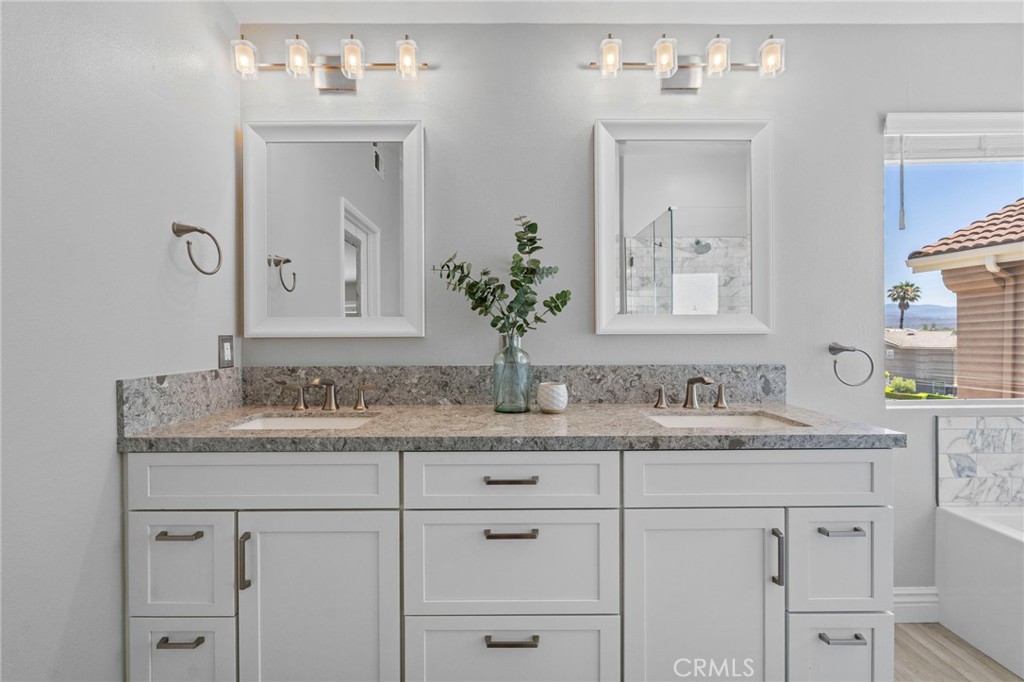 Stonecliffe (STON) - Residential