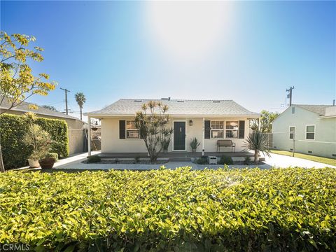 Photo of 2342 Maynard Dr, Duarte, CA 91010 (MLS # DW26023854)