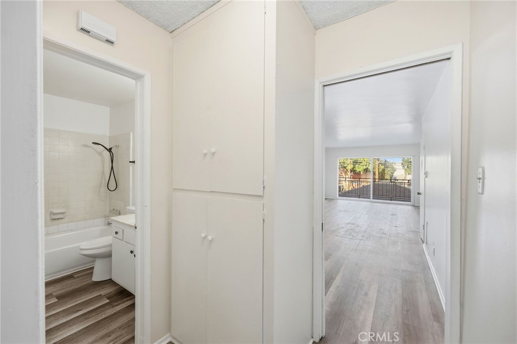 406 W Regent Street 13