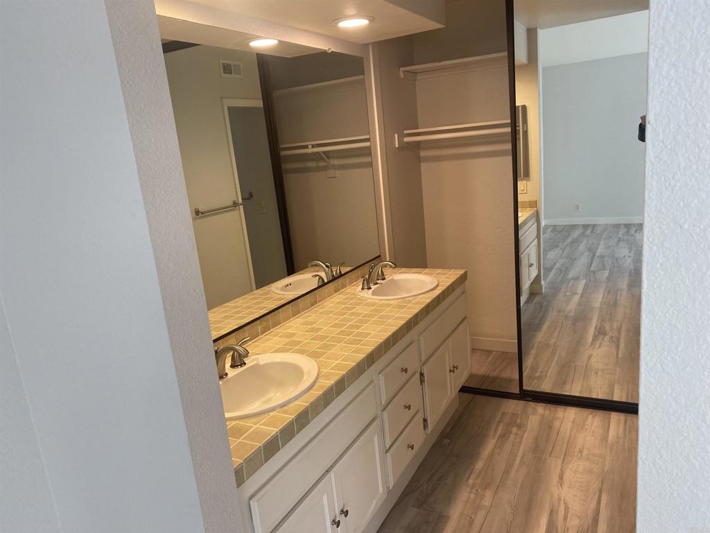 RB - Residential Lease